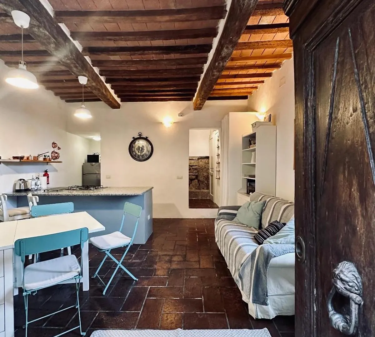 Santa Monaca Medieval Guesthouse 索拉诺 0*,